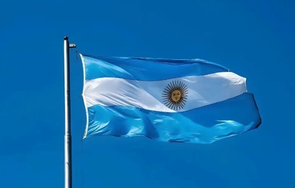 阿根廷